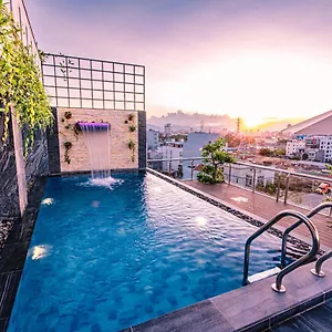 https://laurel-danang-apartment.dananghotels.net